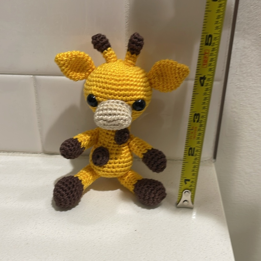 Handcrafted Giraffe Figure Toy Crochet Amigurumi Doll Decor - Picture 7 of 8